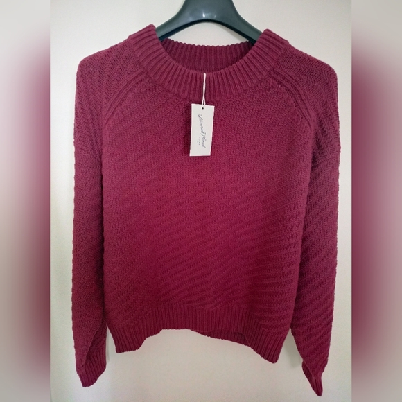 Universal Thread - Picture 2 of 6